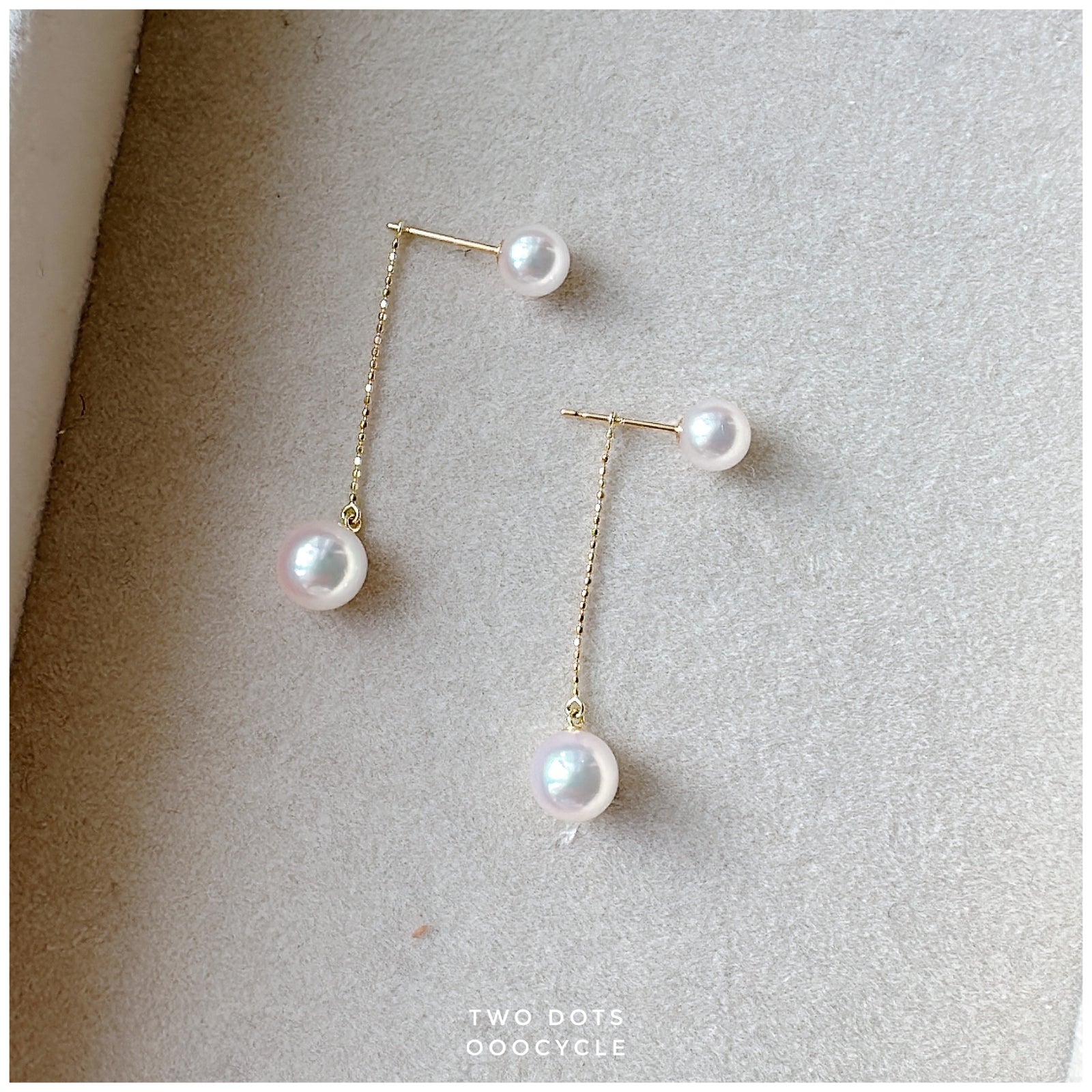 Two Dots Akoya