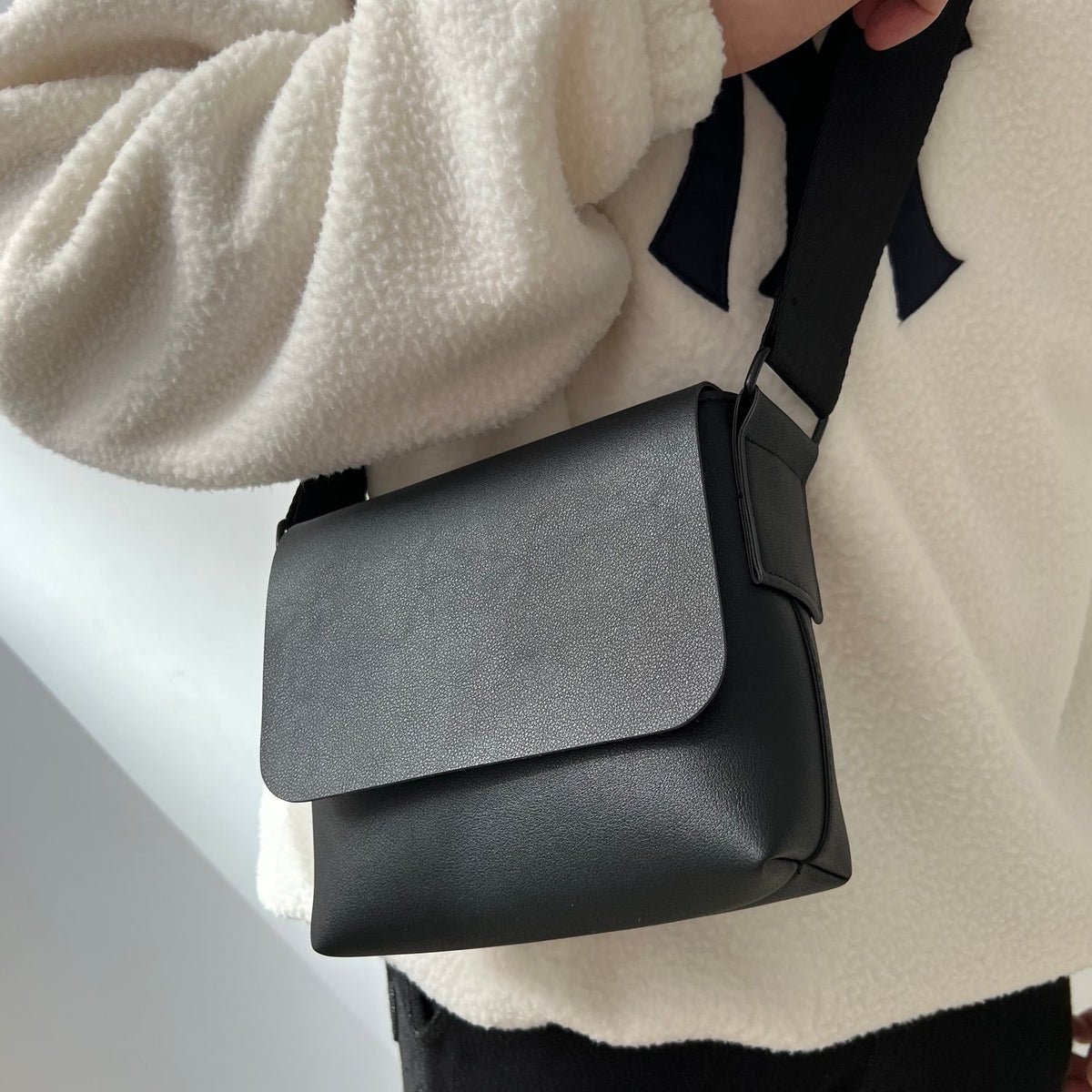 🇰🇷minimal斜孭袋-S Cross-body Bag